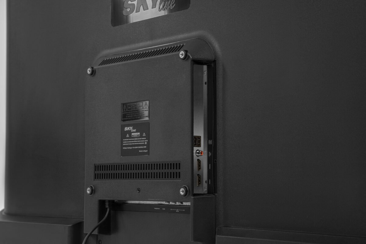 SKYLINE SMART 43 INCH FHD FRAMELESS TV - Image 5